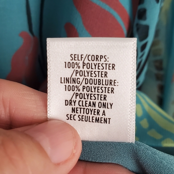 Bailey 44 Blue Floral Wrap Top. Size 4 - Picture 6 of 11